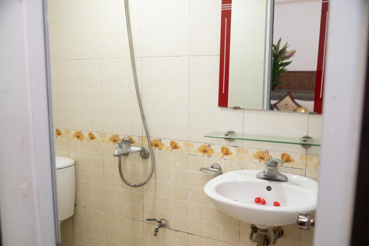 Hottel Ha Thanh Hanoi Buitenkant foto
